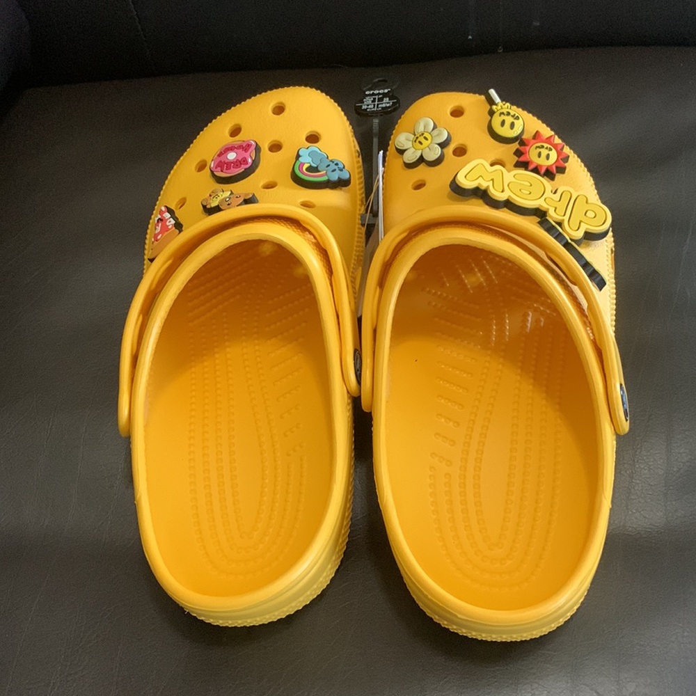 Crocs Justin Bieber with Drew. - Picture 2 of 5